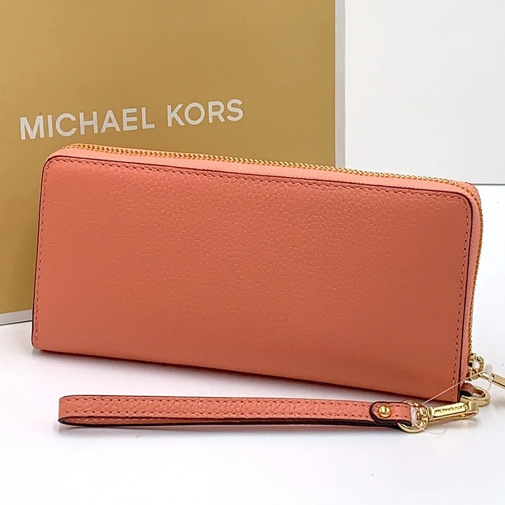 MICHAEL KORS Jet Set Travel Large Travel Continental Leather Color: SHERBERT